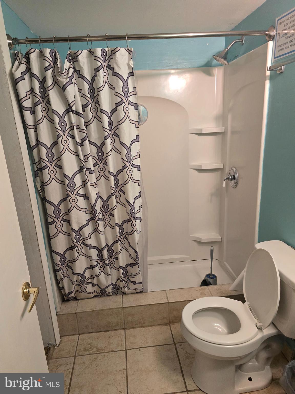 TEMPLE UNIVERSITY - Residential Lease