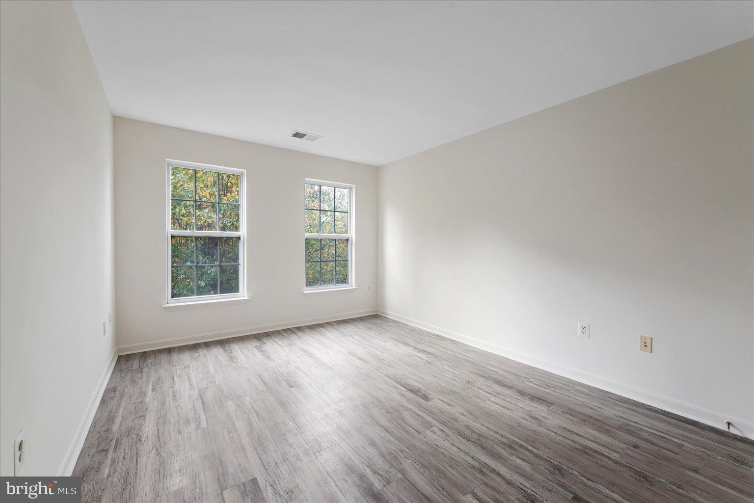 DEMORY FARM - Residential