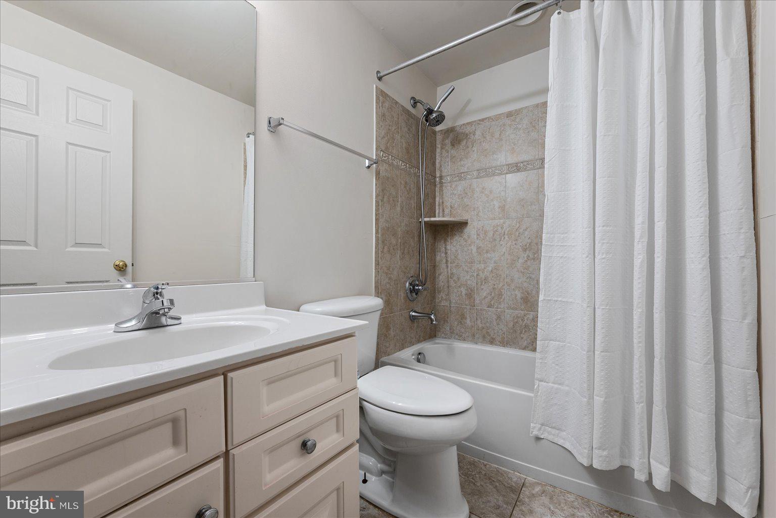 DEMORY FARM - Residential