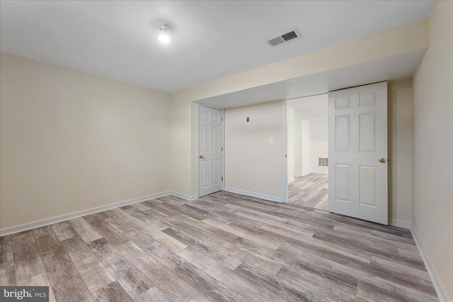 DEMORY FARM - Residential