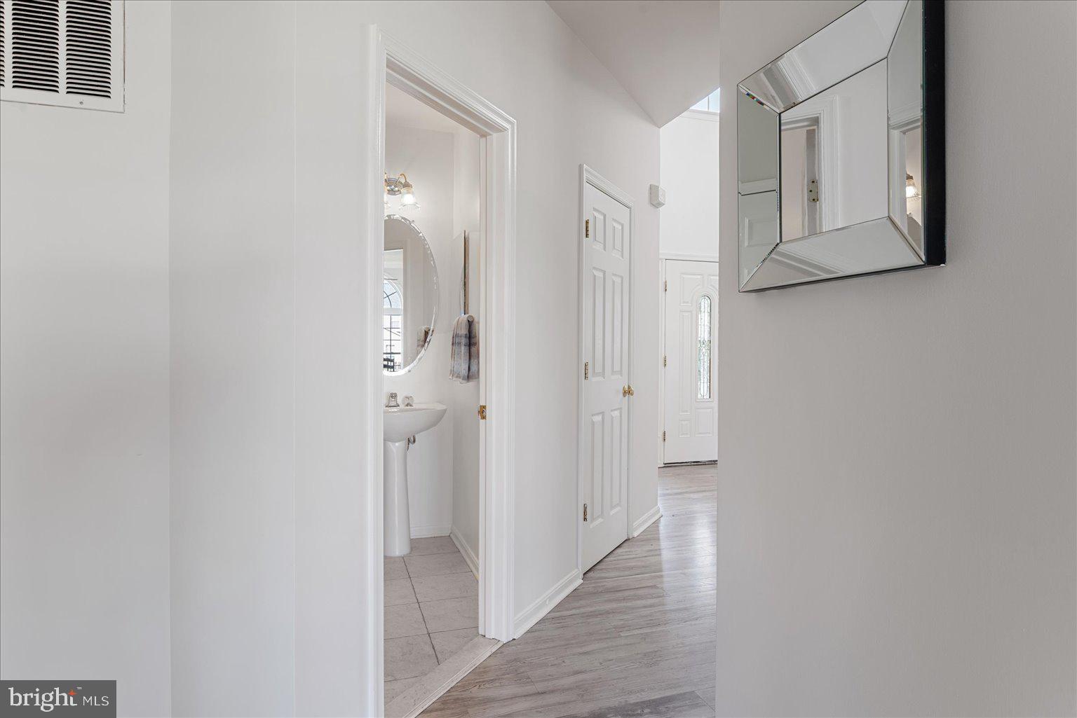 DEMORY FARM - Residential