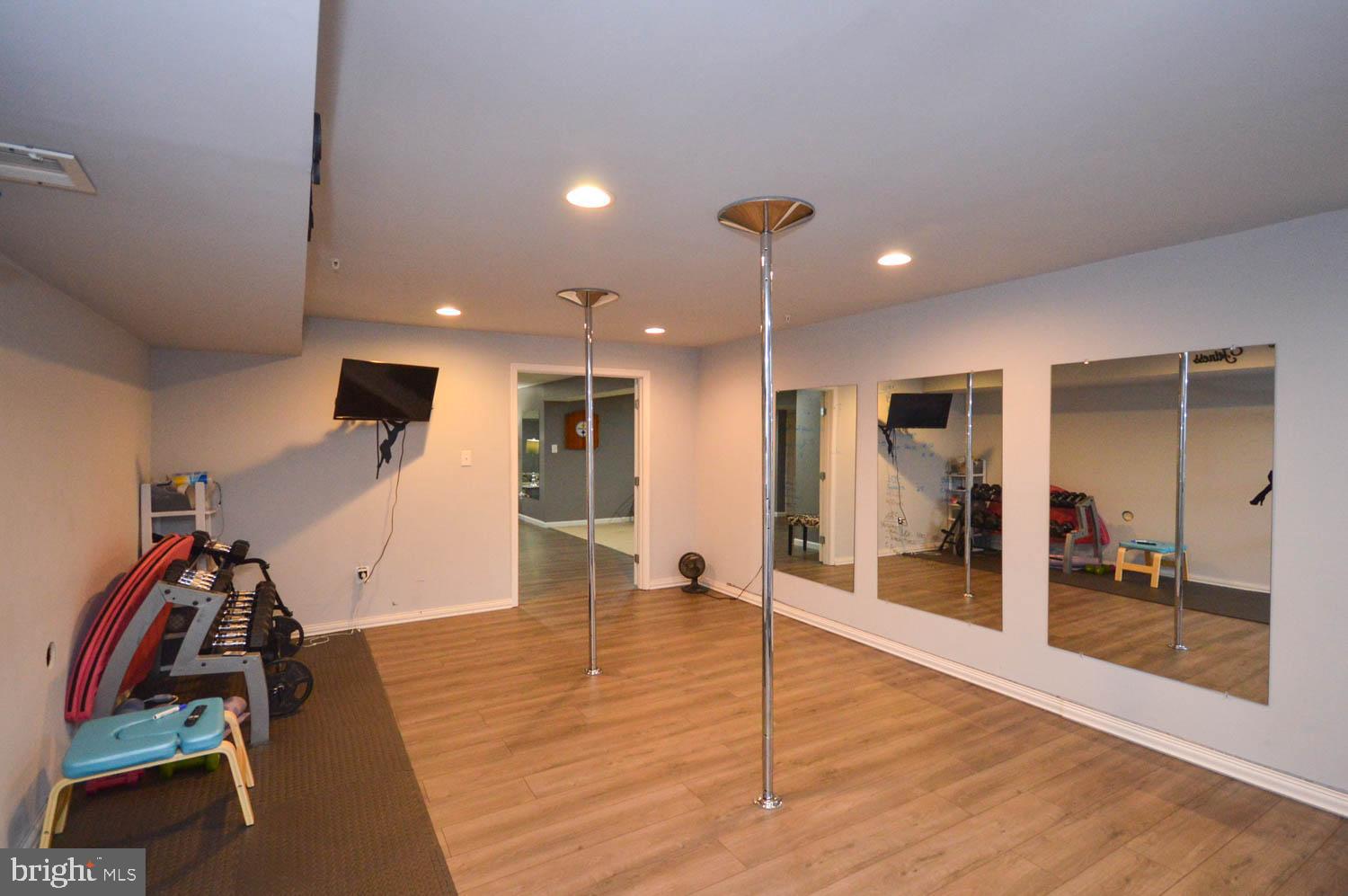 AUTUMN HILLS - Residential