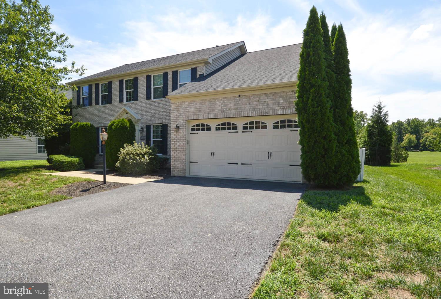 AUTUMN HILLS - Residential