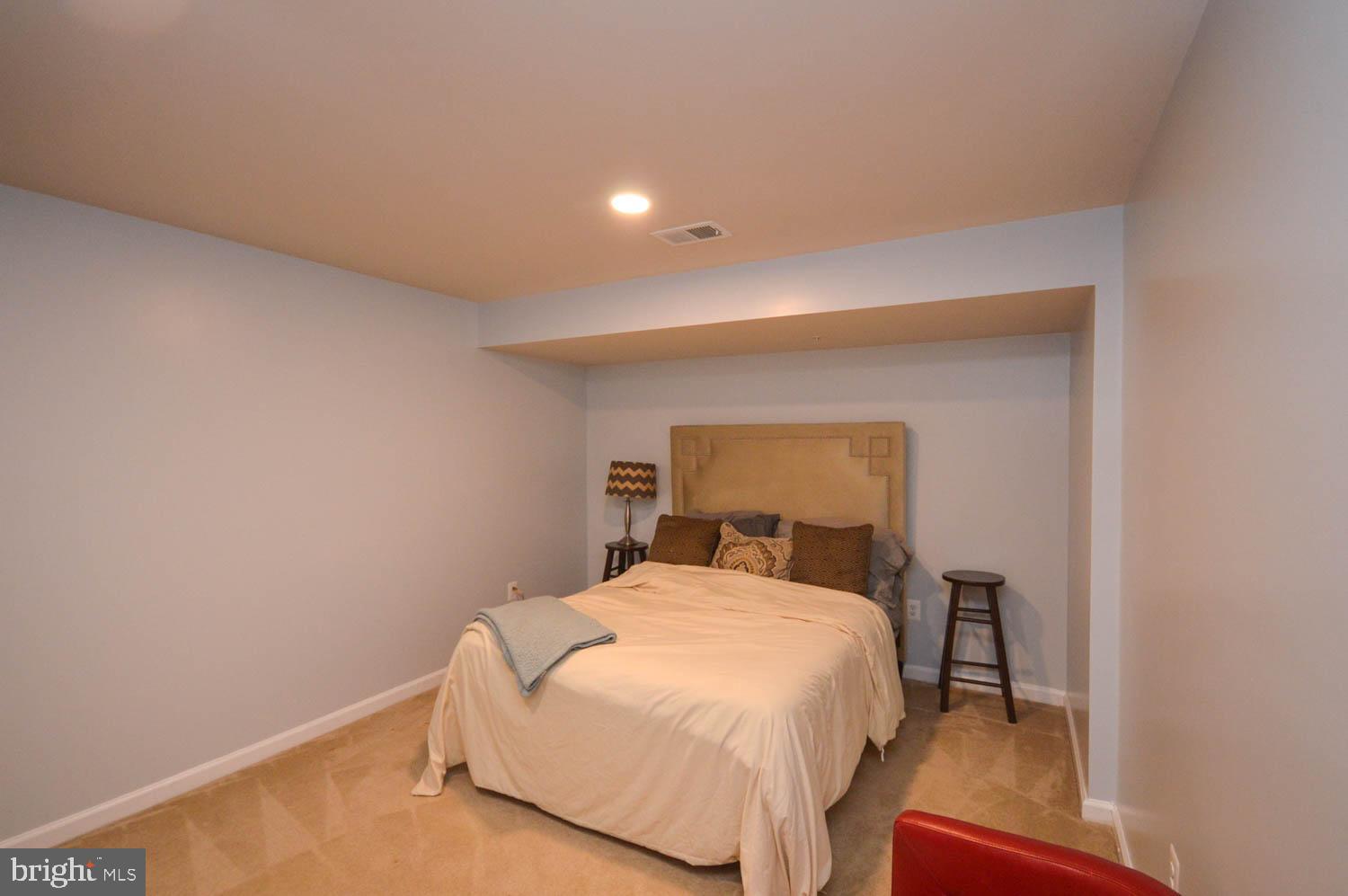 AUTUMN HILLS - Residential