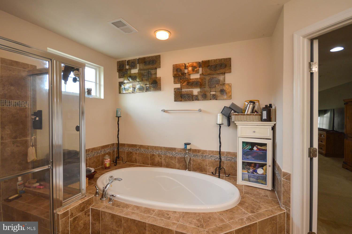 AUTUMN HILLS - Residential