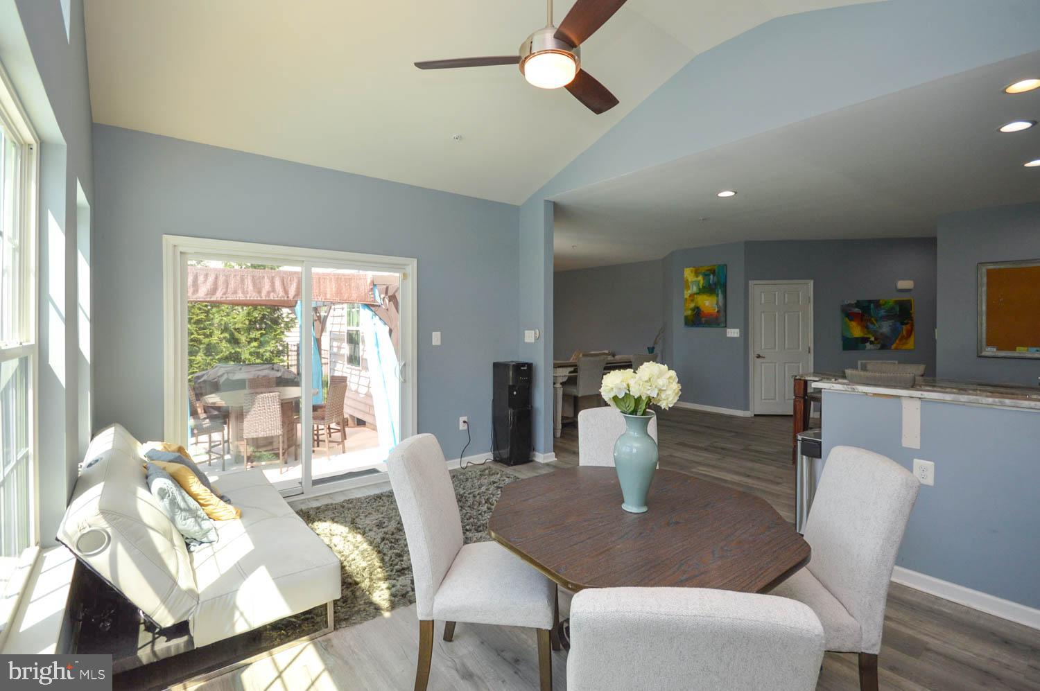 AUTUMN HILLS - Residential