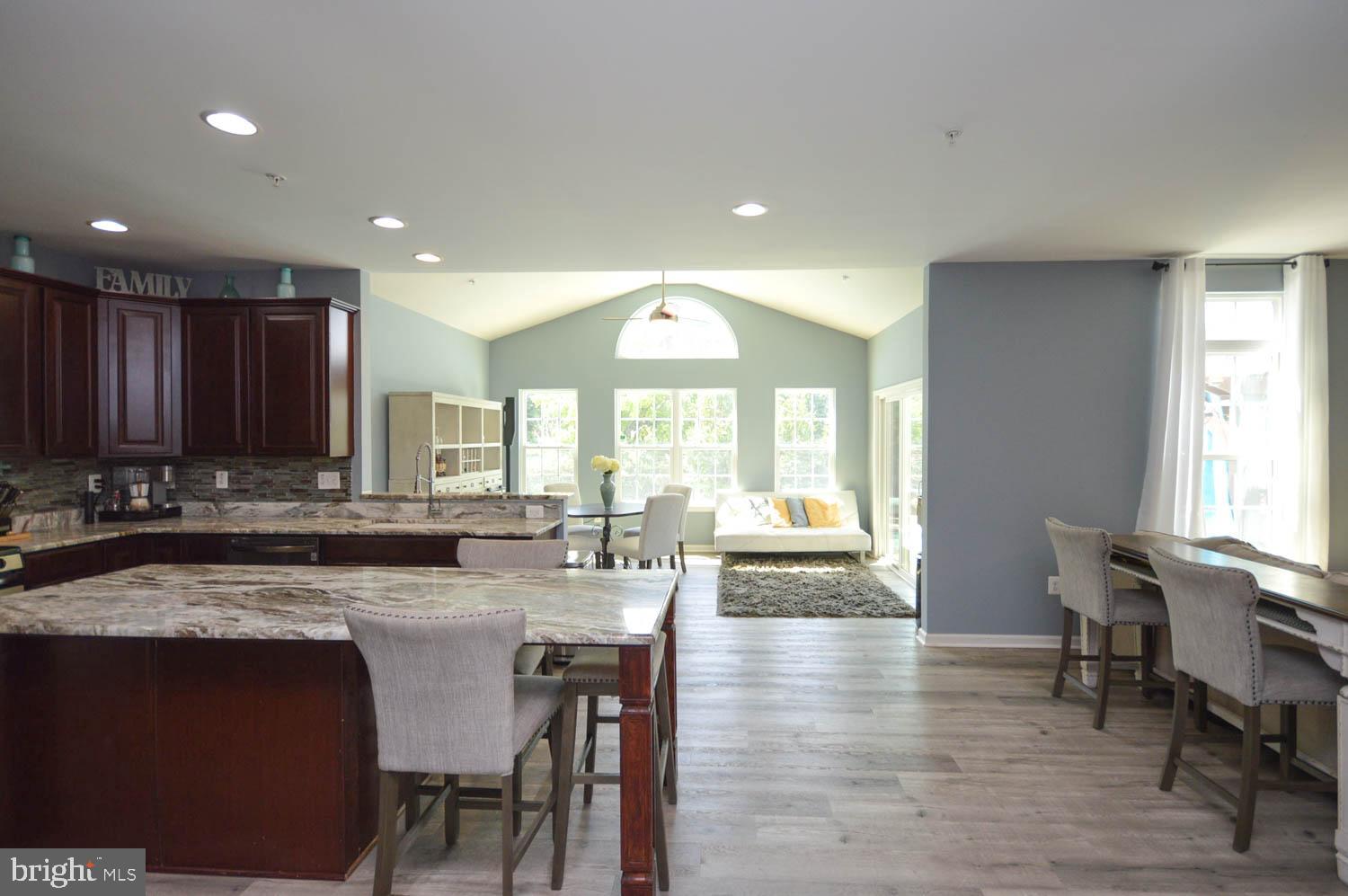 AUTUMN HILLS - Residential