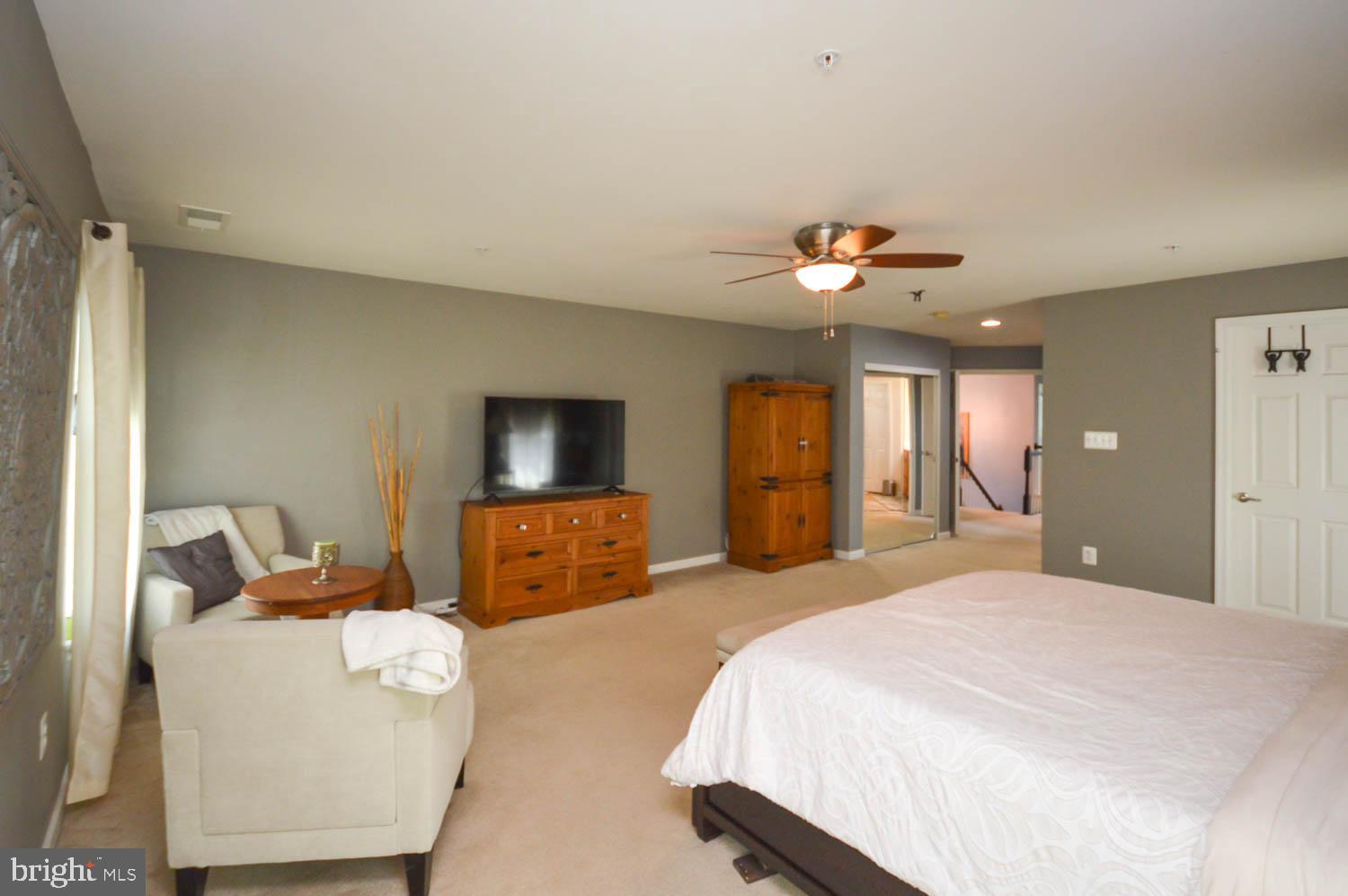 AUTUMN HILLS - Residential