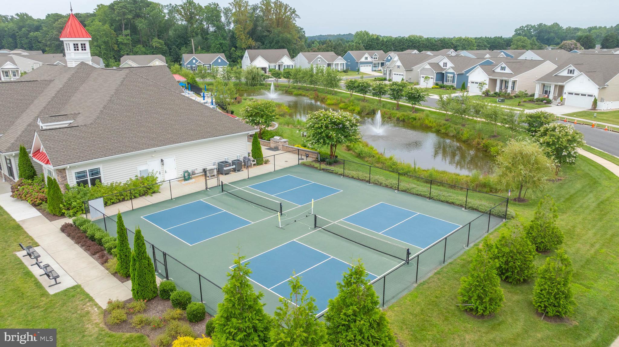 FOUR SEASONS AT BELLE TERRE - Residential