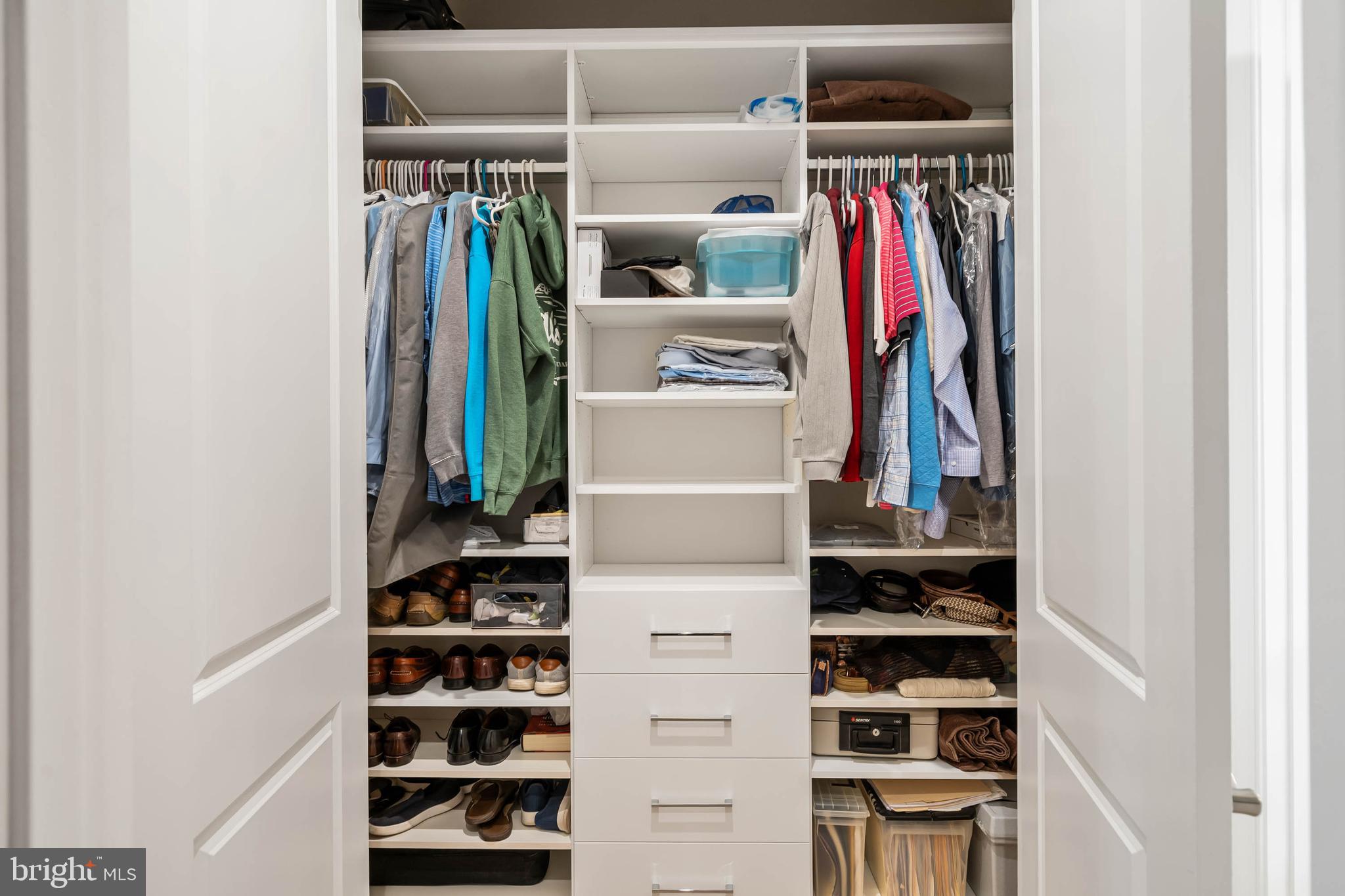 FOUR SEASONS AT BELLE TERRE - Residential