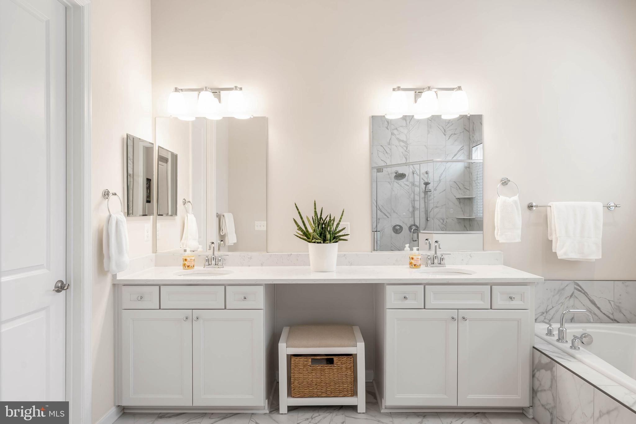 FOUR SEASONS AT BELLE TERRE - Residential