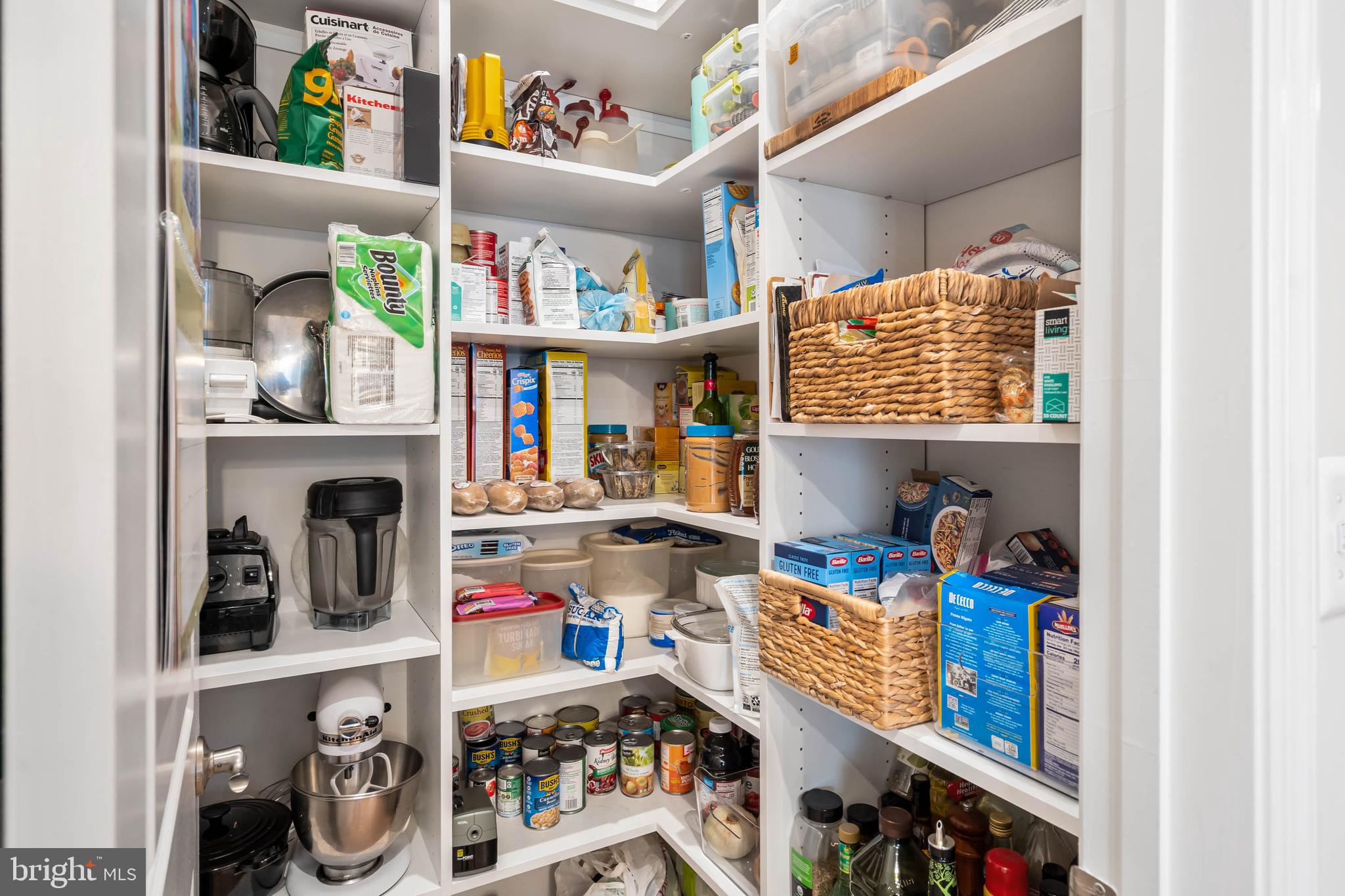 FOUR SEASONS AT BELLE TERRE - Residential