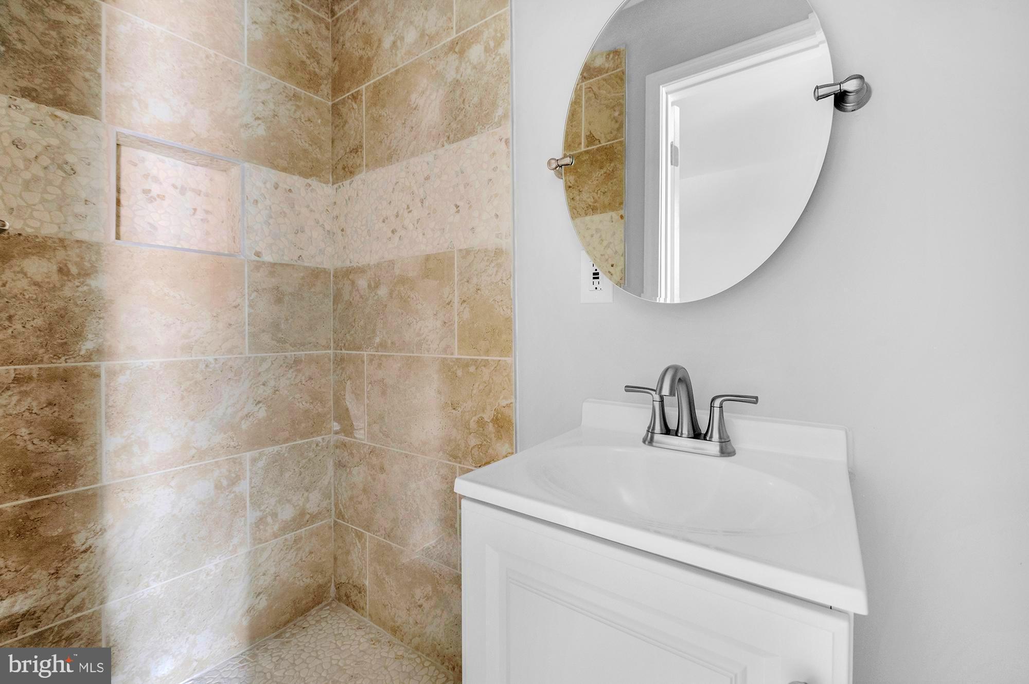 WASHINGTON VILLAGE - Residential