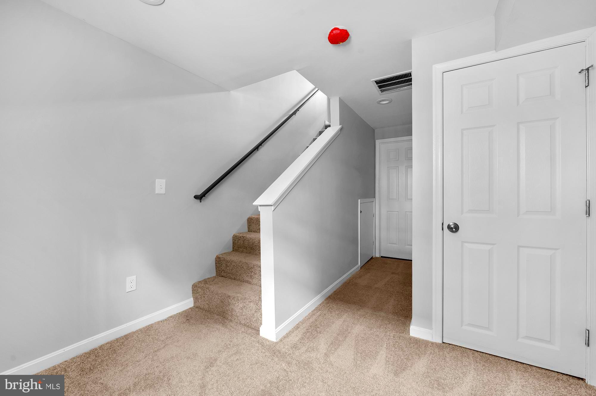 WASHINGTON VILLAGE - Residential