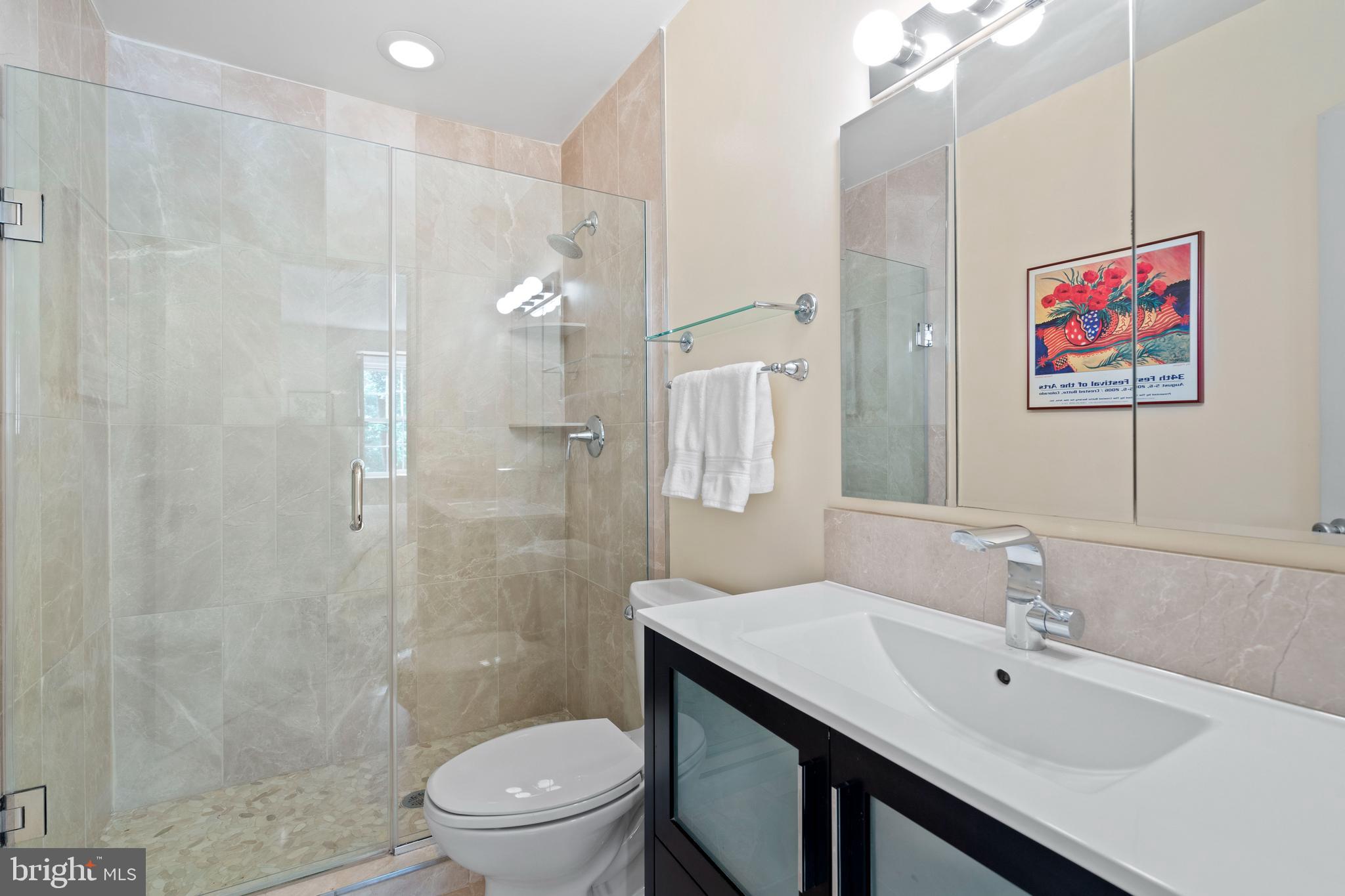 HAMLET PLACE - Residential