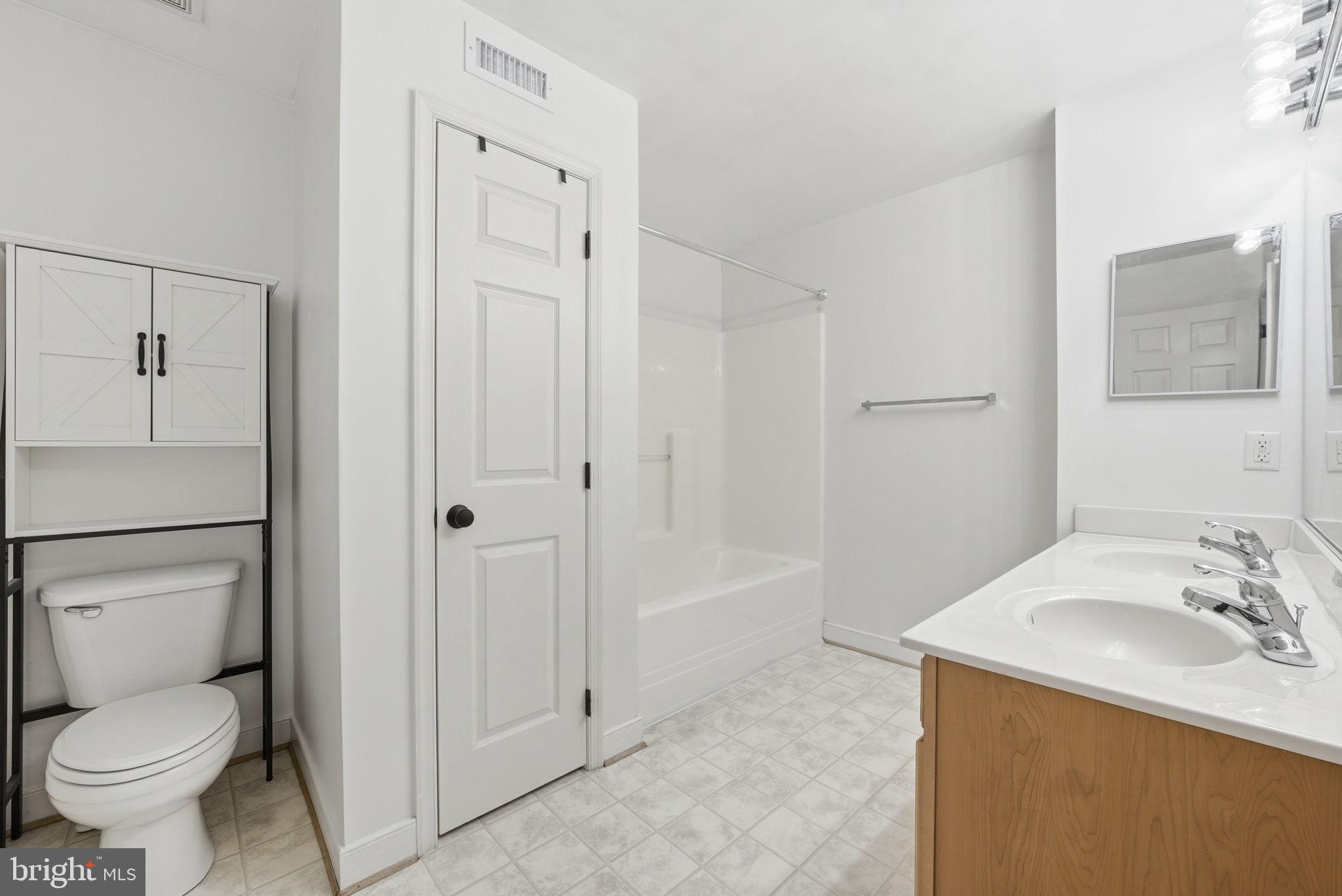 THOMPSON FARMS - Residential