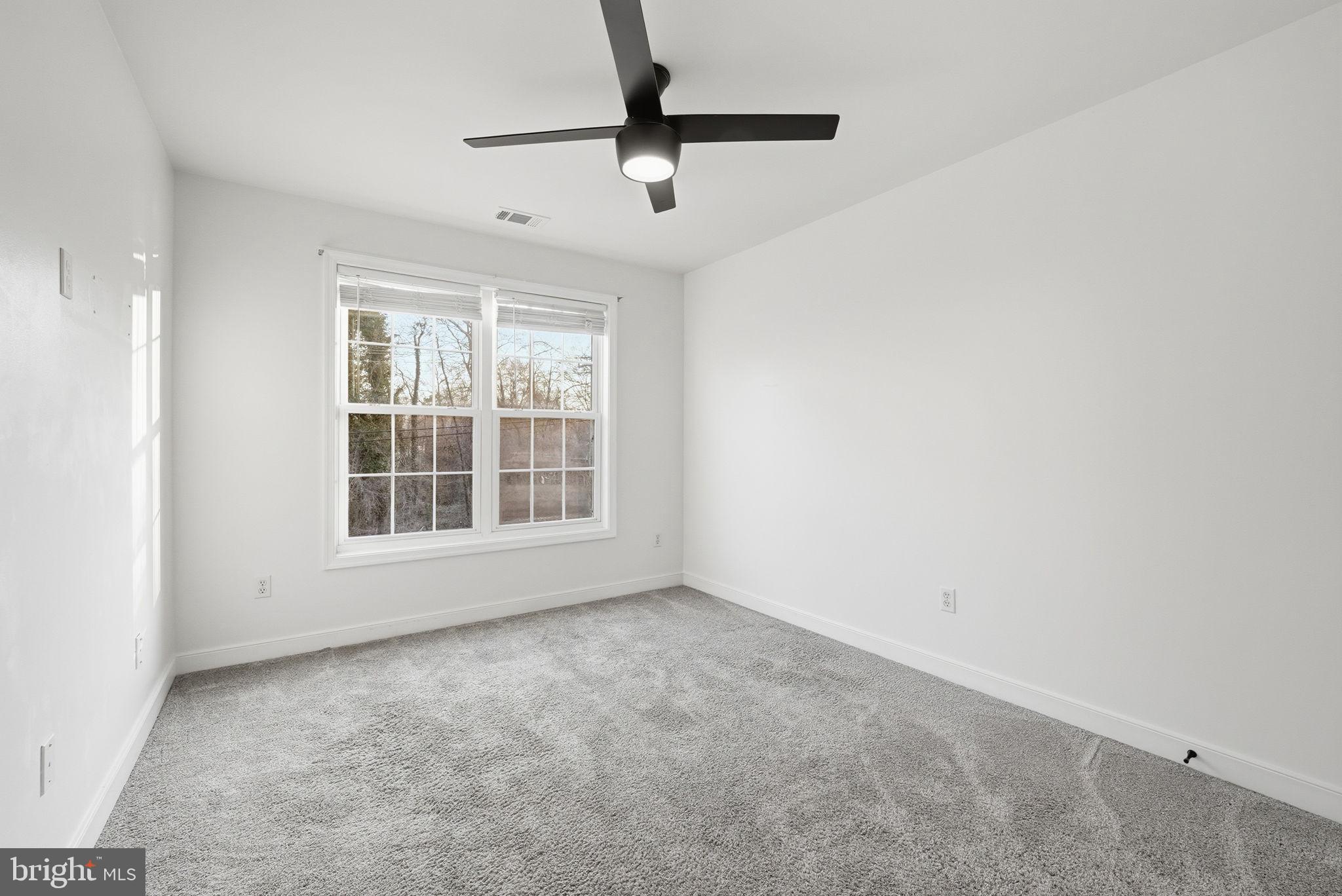 THOMPSON FARMS - Residential