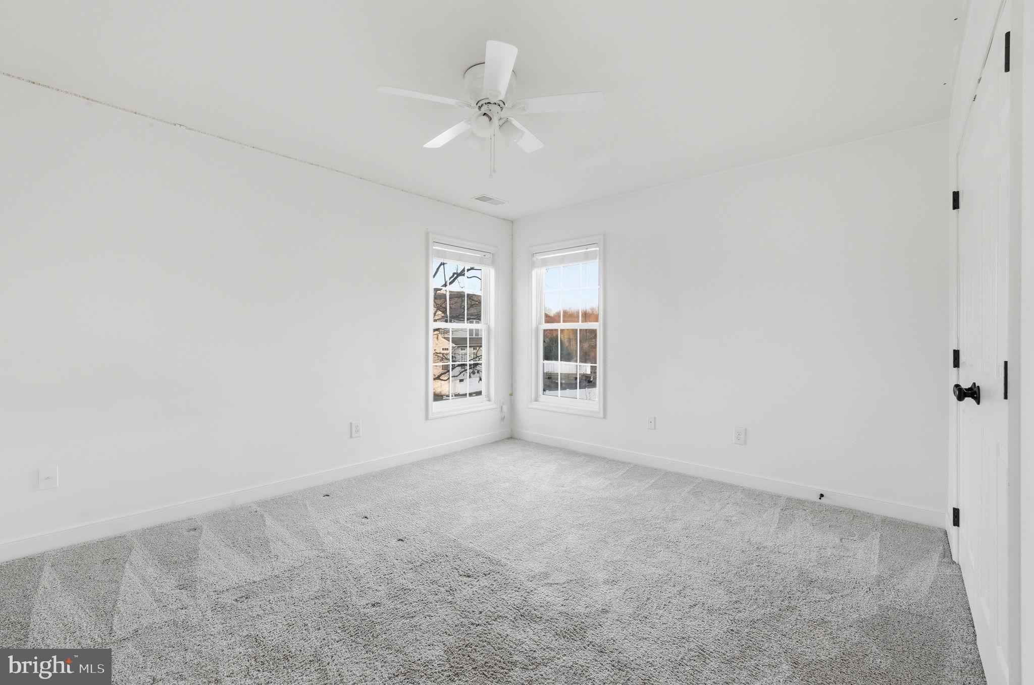 THOMPSON FARMS - Residential