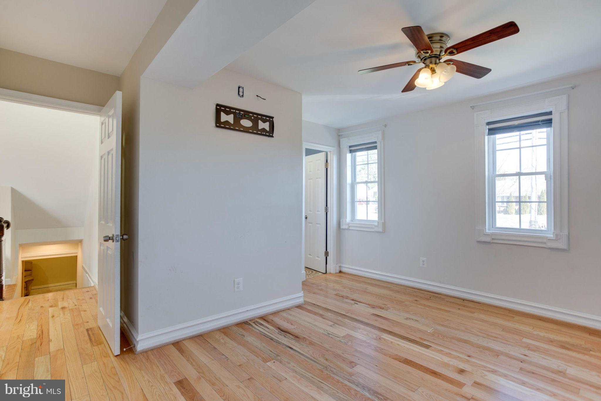 LANHAM ACRES - Residential