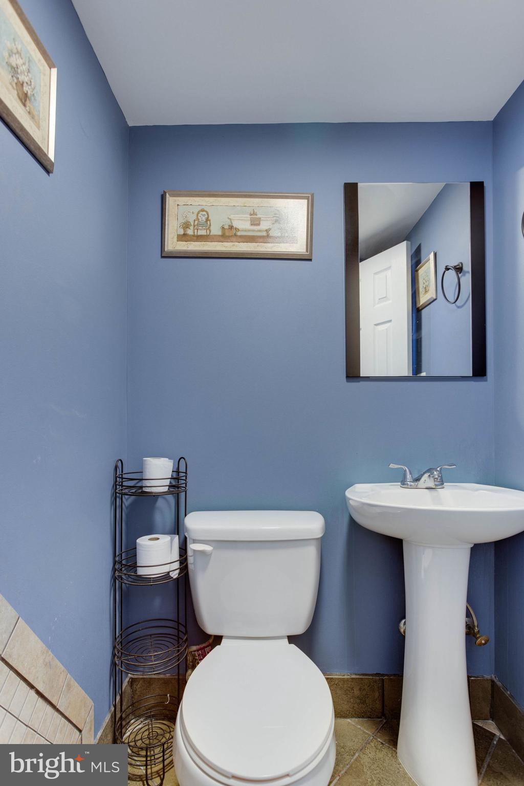 LANHAM ACRES - Residential