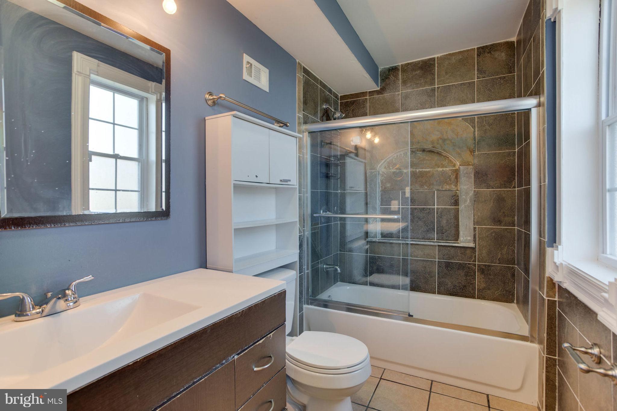 LANHAM ACRES - Residential