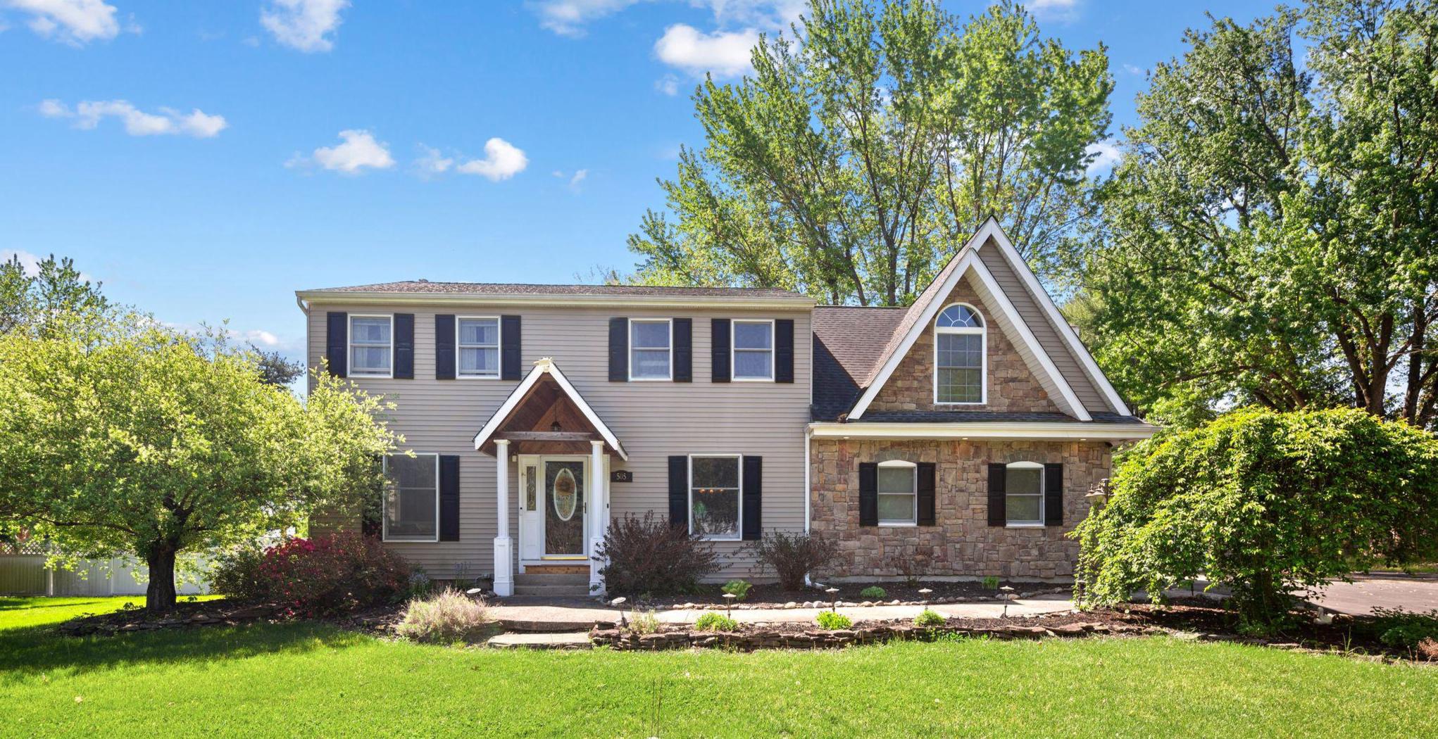 505 ADAMS LANE