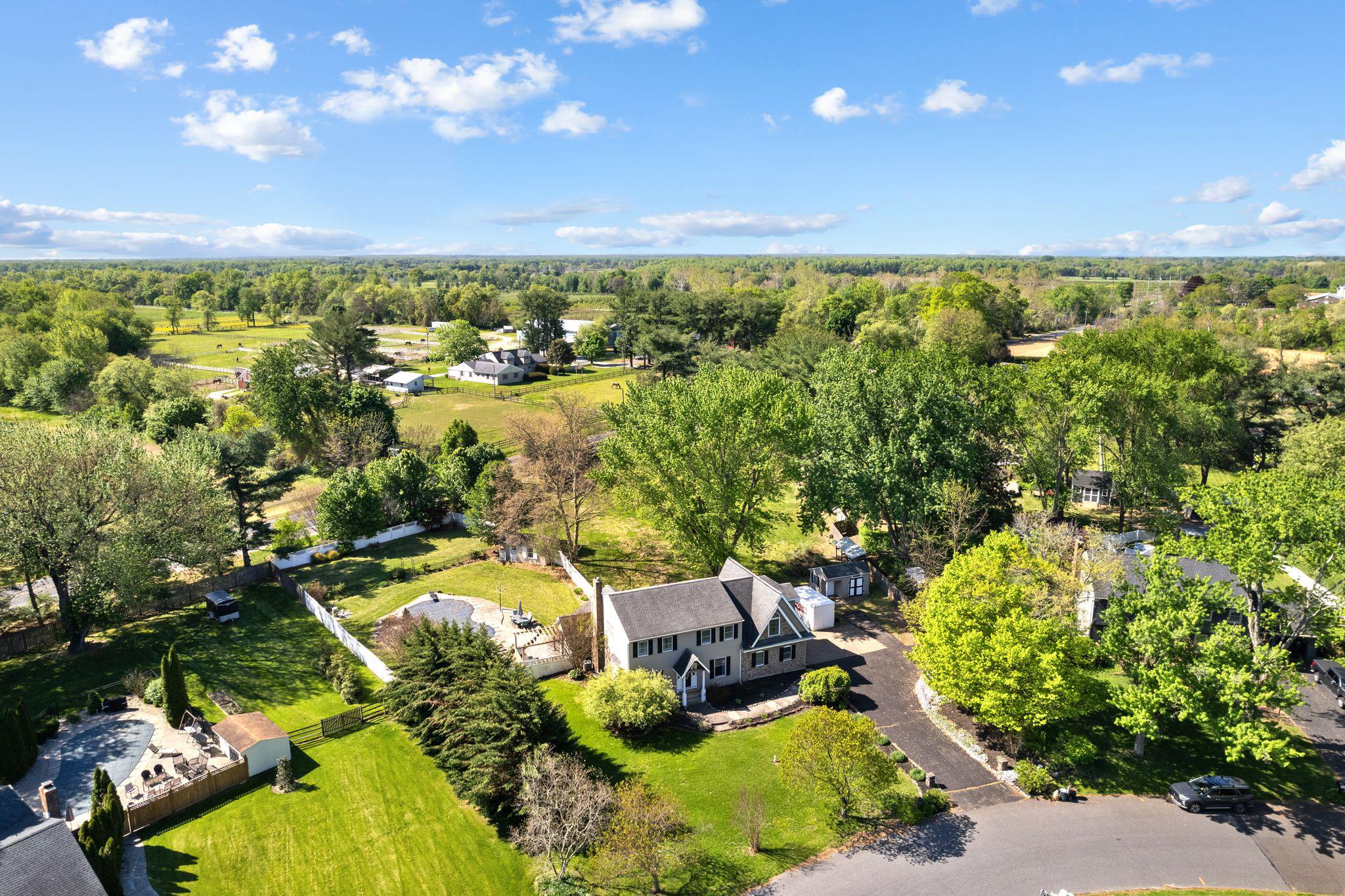 505 ADAMS LANE