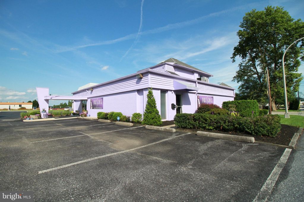 Photo of 3580 Gettysburg Road, CAMP HILL, PA 17011 (MLS # PACB2047036)