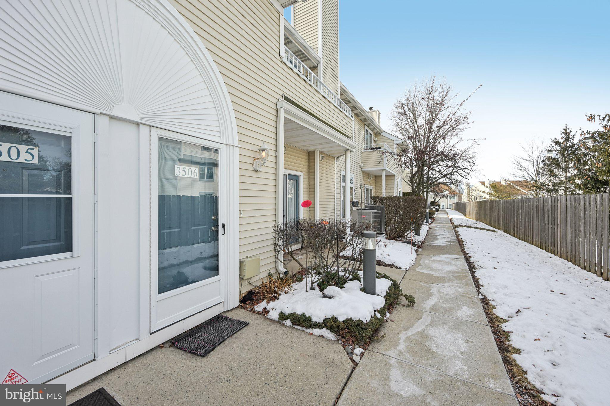 MONTGOMERY PLACE - Residential