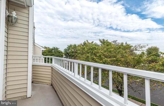 MONTGOMERY PLACE - Residential