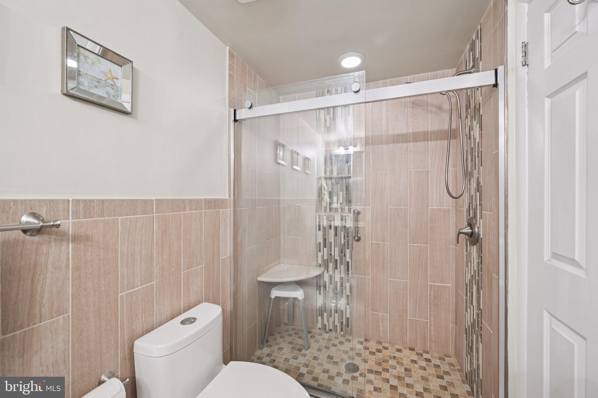 MONTGOMERY PLACE - Residential