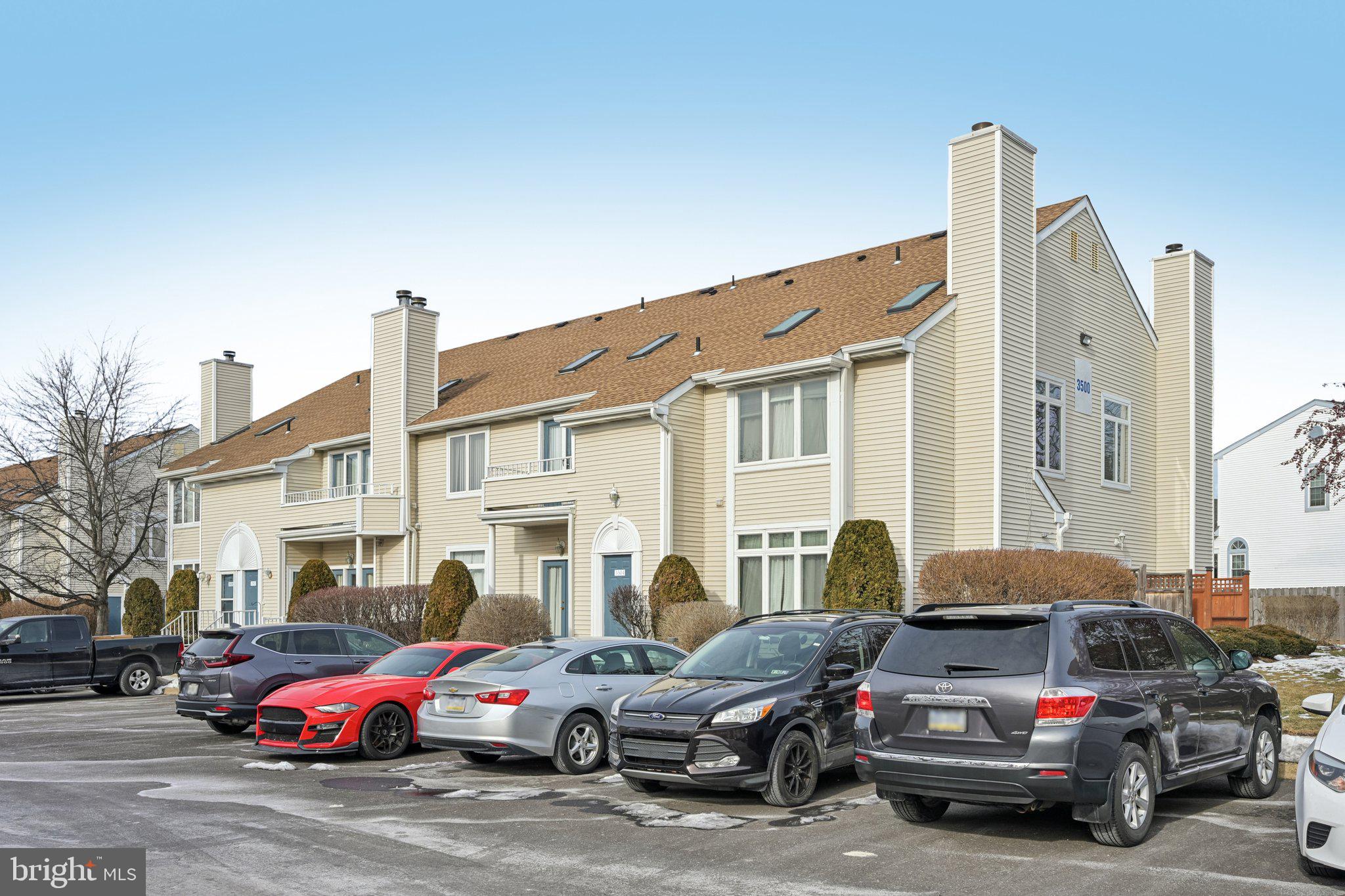 MONTGOMERY PLACE - Residential