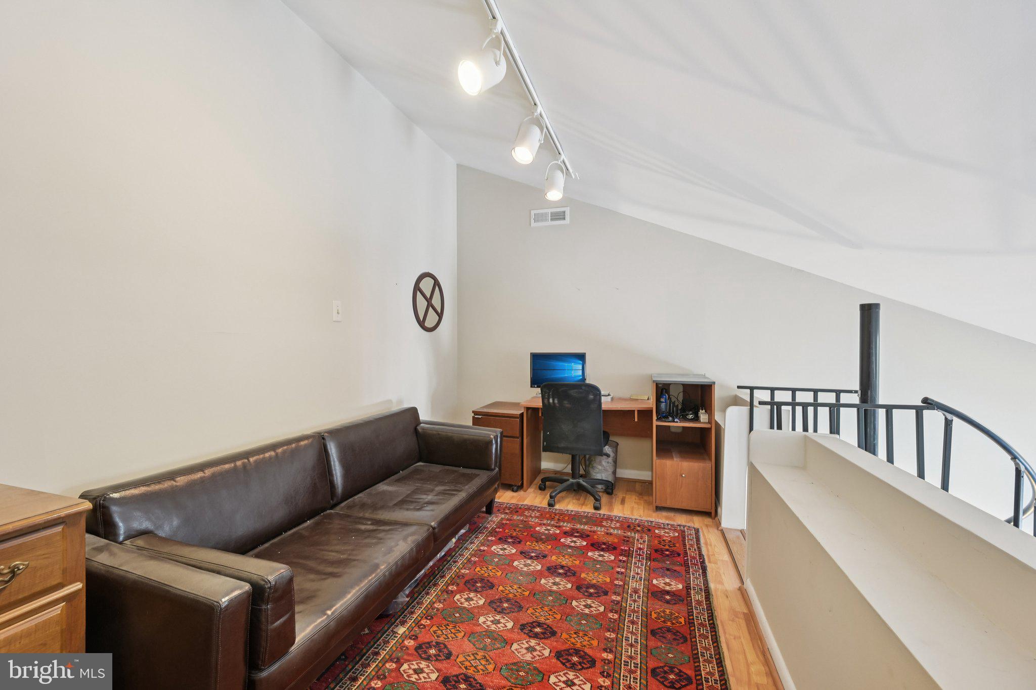 MONTGOMERY PLACE - Residential