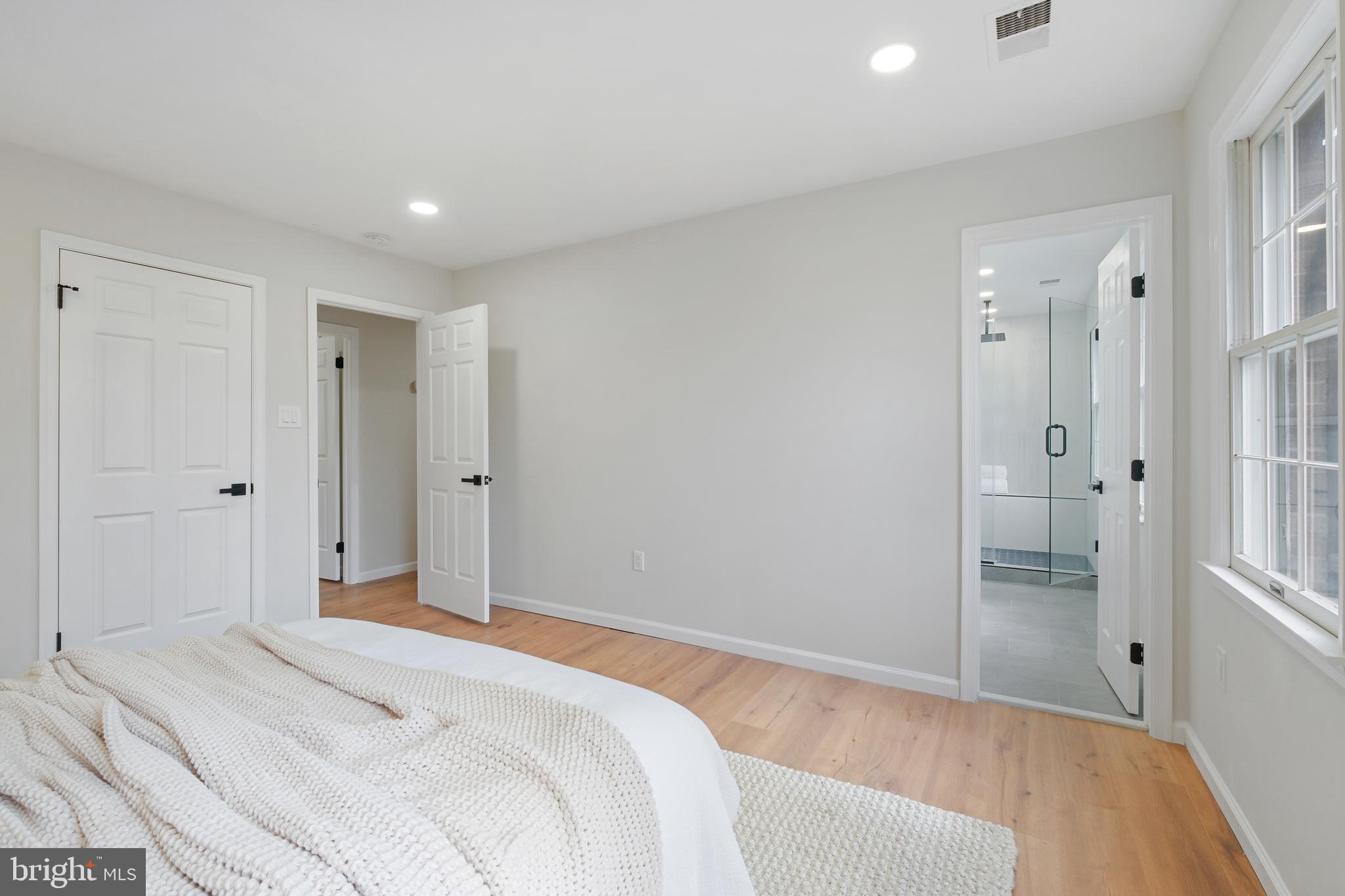 TIMBERLAWN - Residential