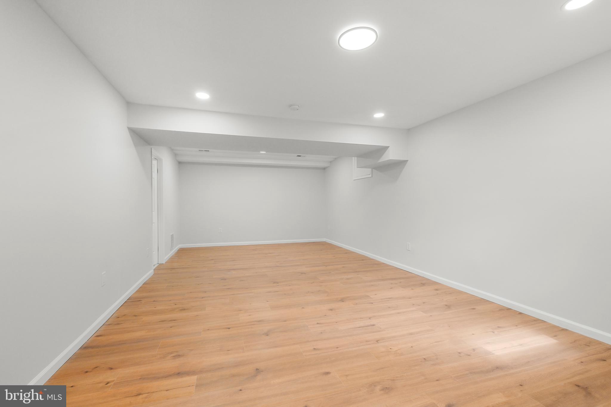 TIMBERLAWN - Residential