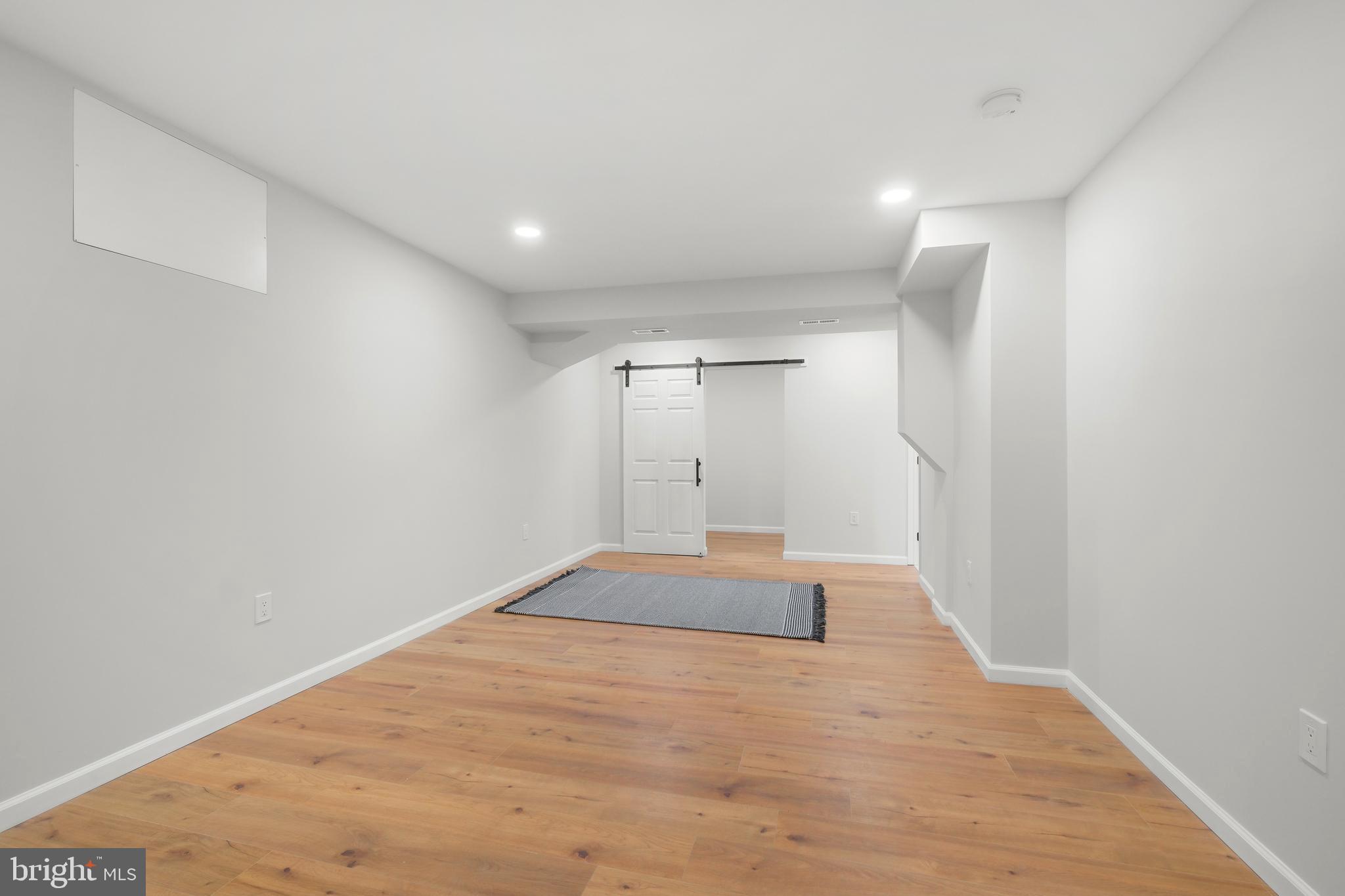 TIMBERLAWN - Residential