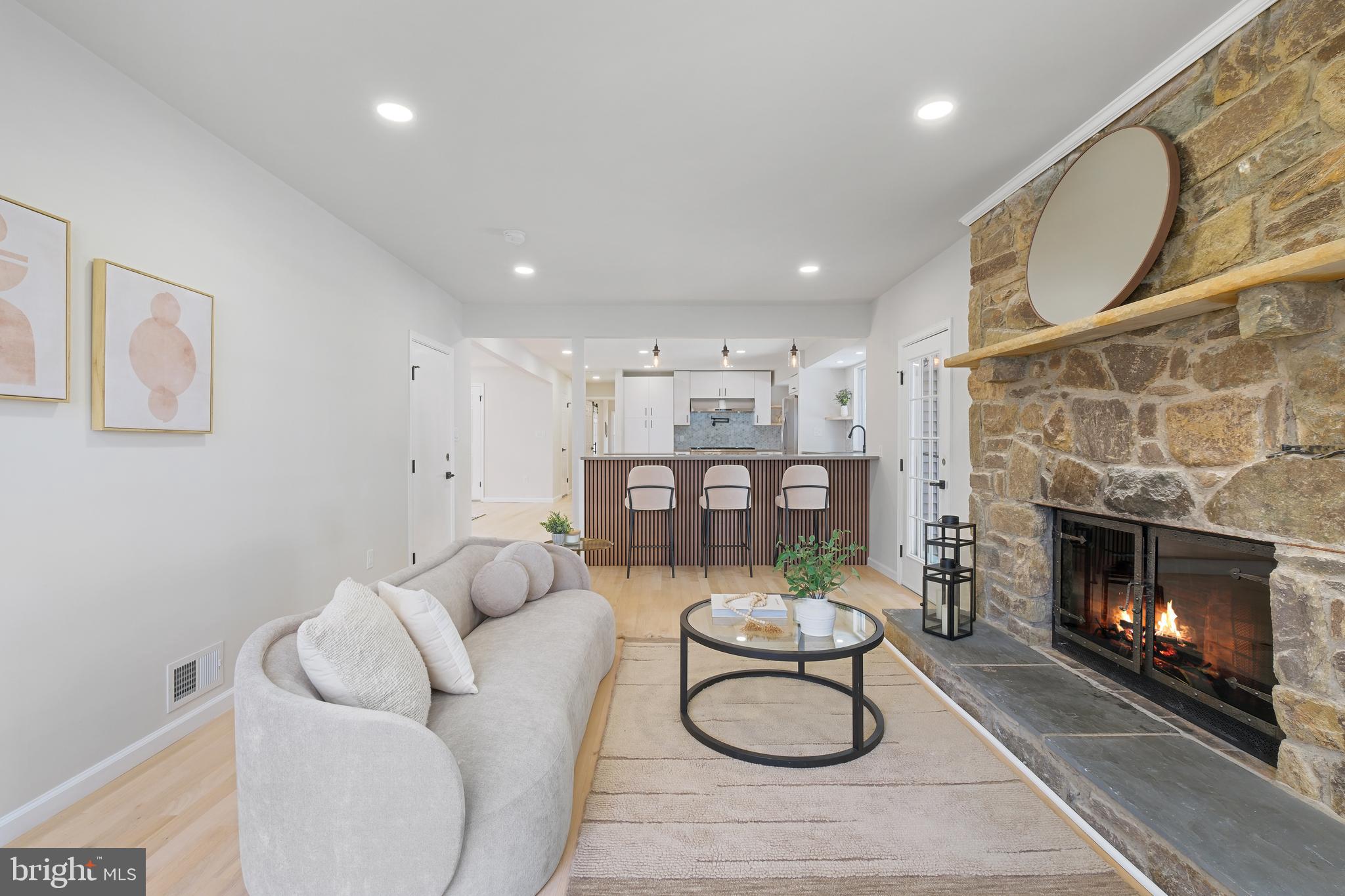 TIMBERLAWN - Residential