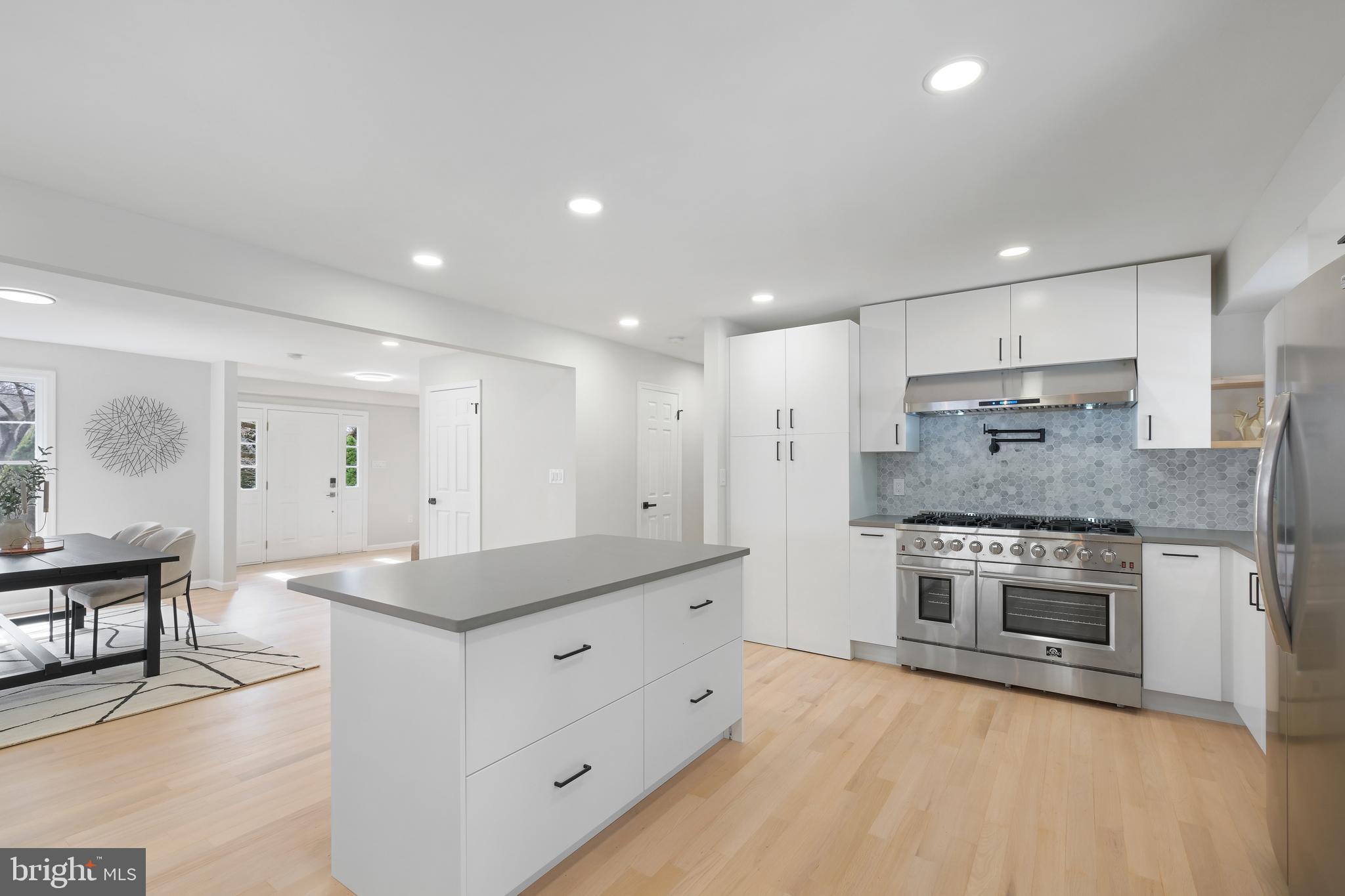 TIMBERLAWN - Residential