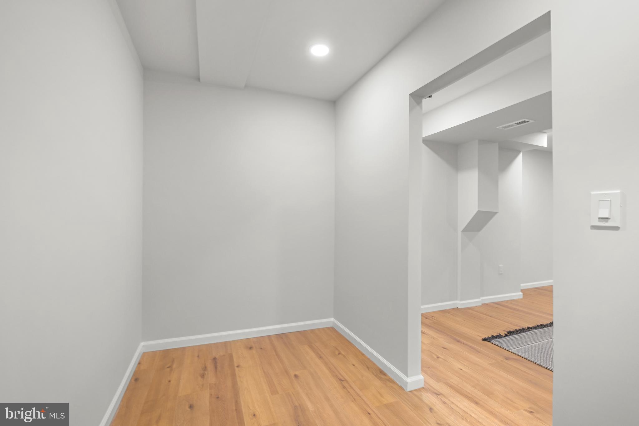 TIMBERLAWN - Residential