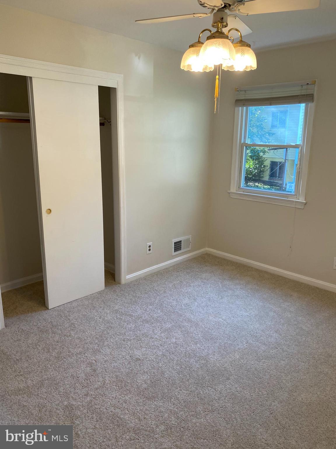 RIVERDALE PARK - Residential