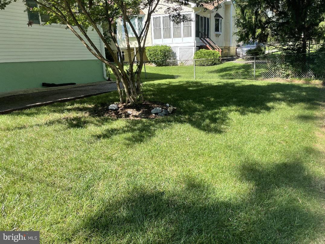 RIVERDALE PARK - Residential