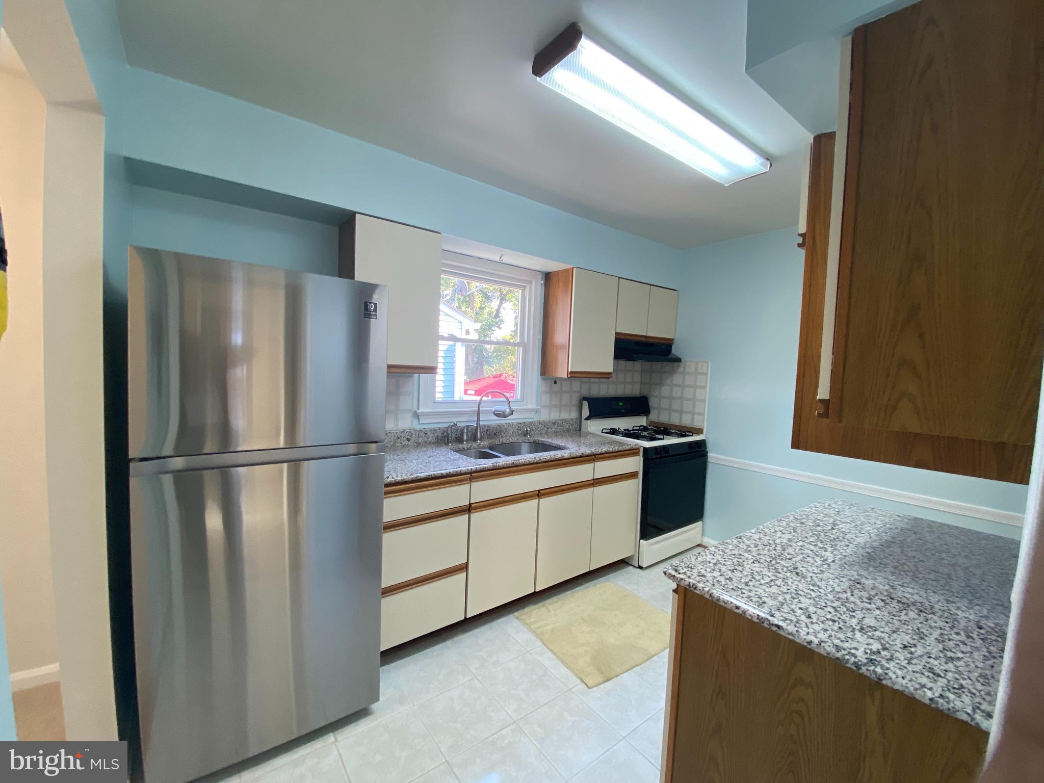 RIVERDALE PARK - Residential