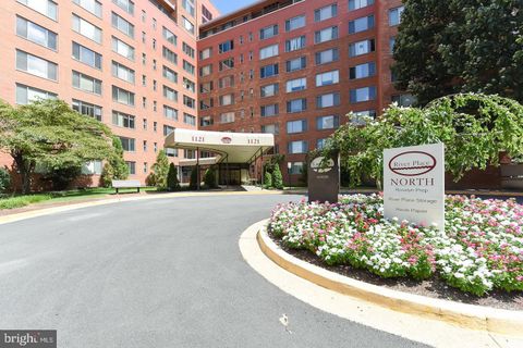 Photo of 1121 Arlington Boulevard #541, ARLINGTON, VA 22209 (MLS # VAAR2073070)