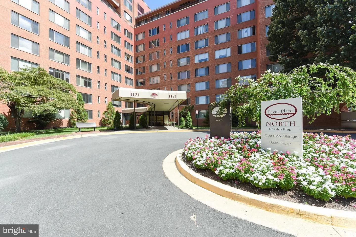 1121 Arlington Boulevard Unit 541