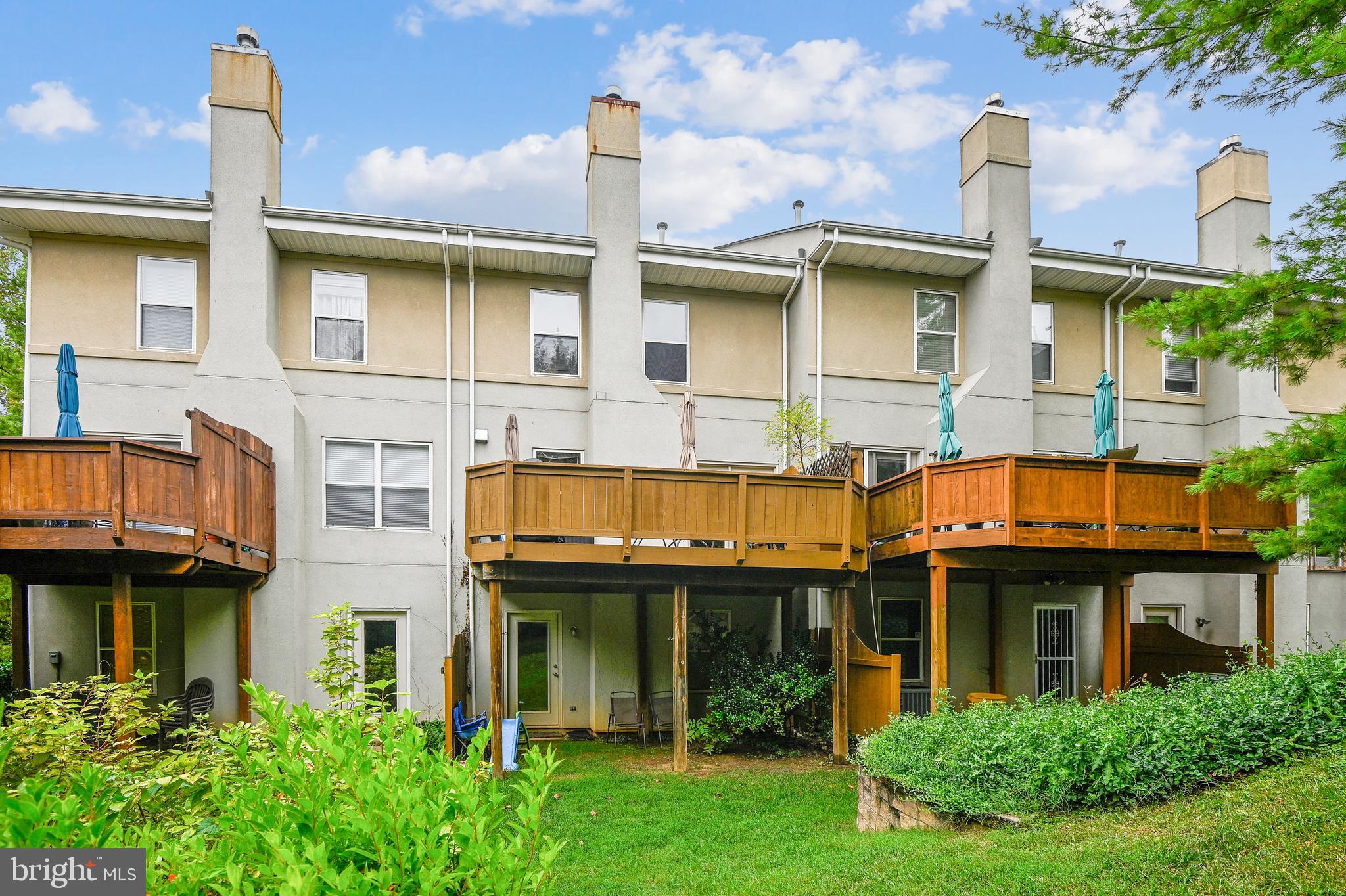 VILLAGES AT HOMELAND - Residential