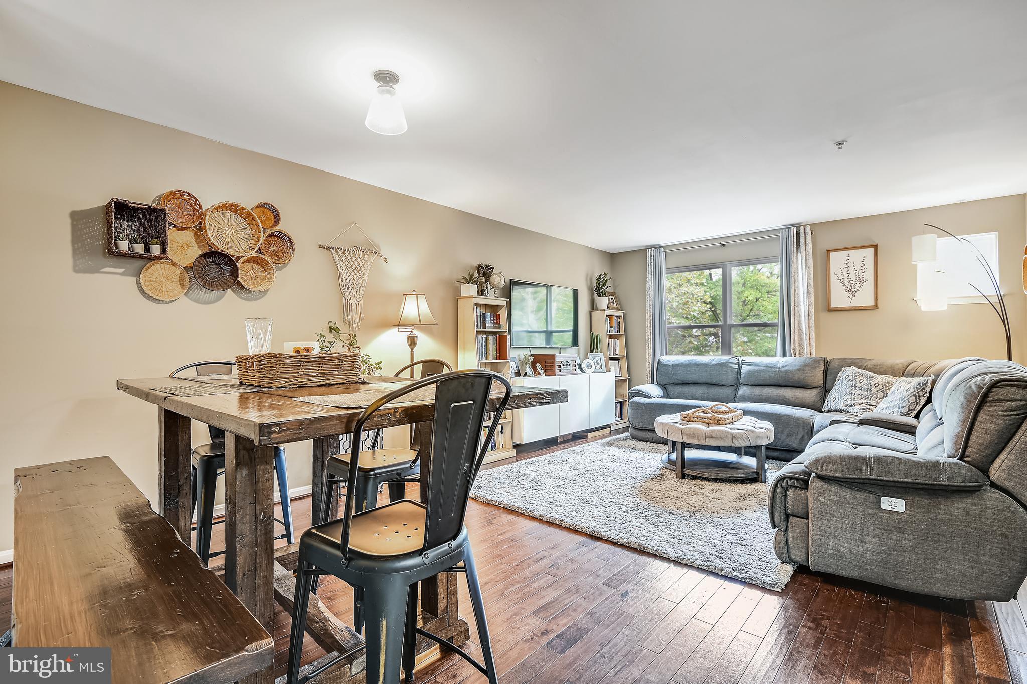 VILLAGES AT HOMELAND - Residential