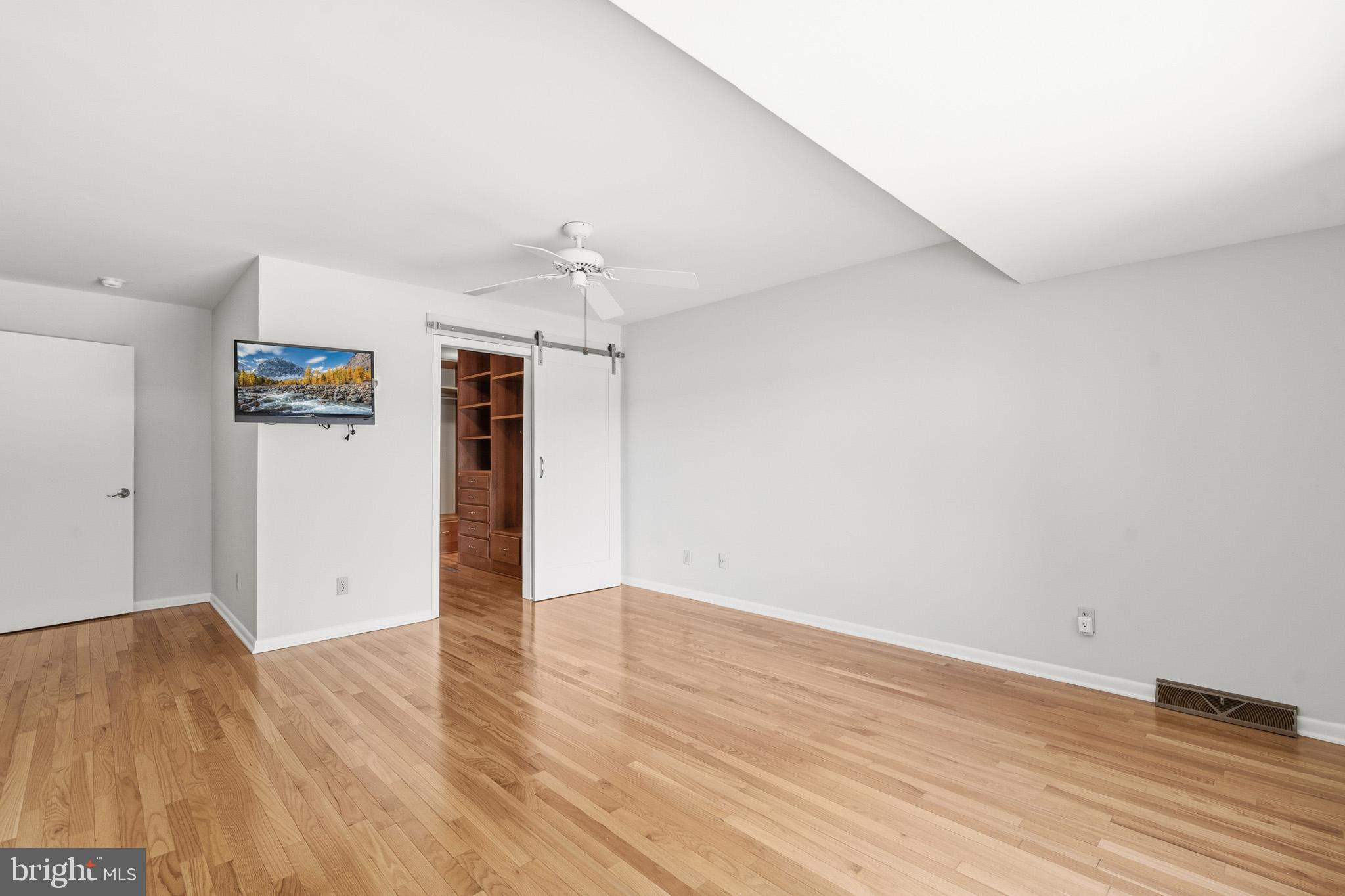 ROSECROFT - Residential