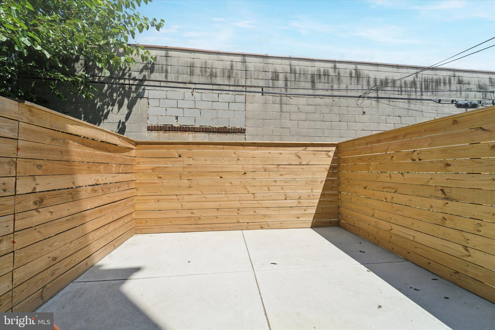 PORT RICHMOND - Residential