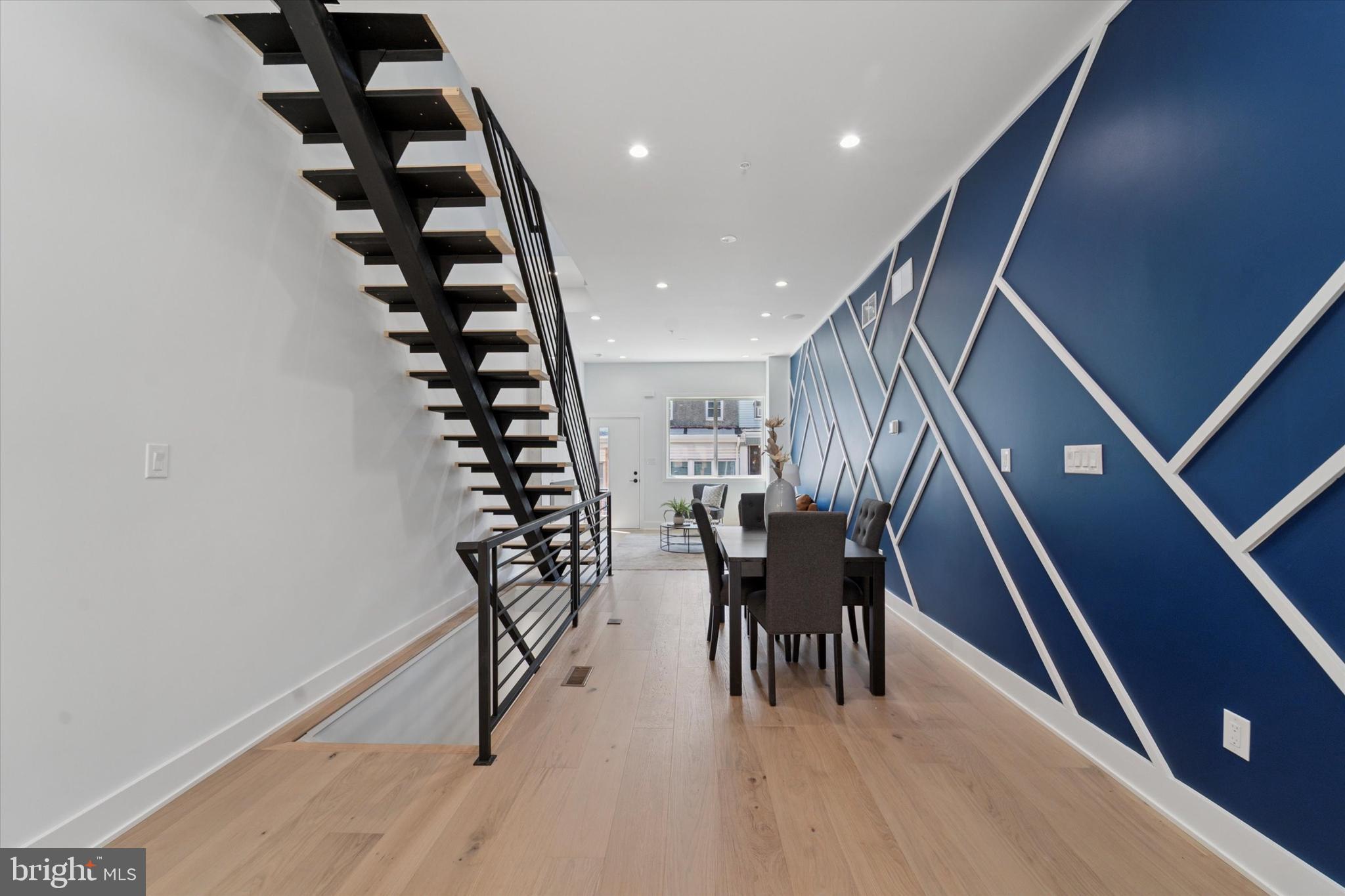 PORT RICHMOND - Residential