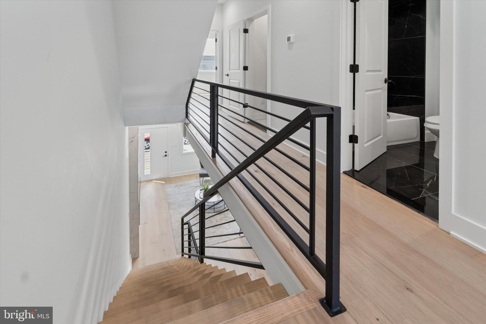 PORT RICHMOND - Residential